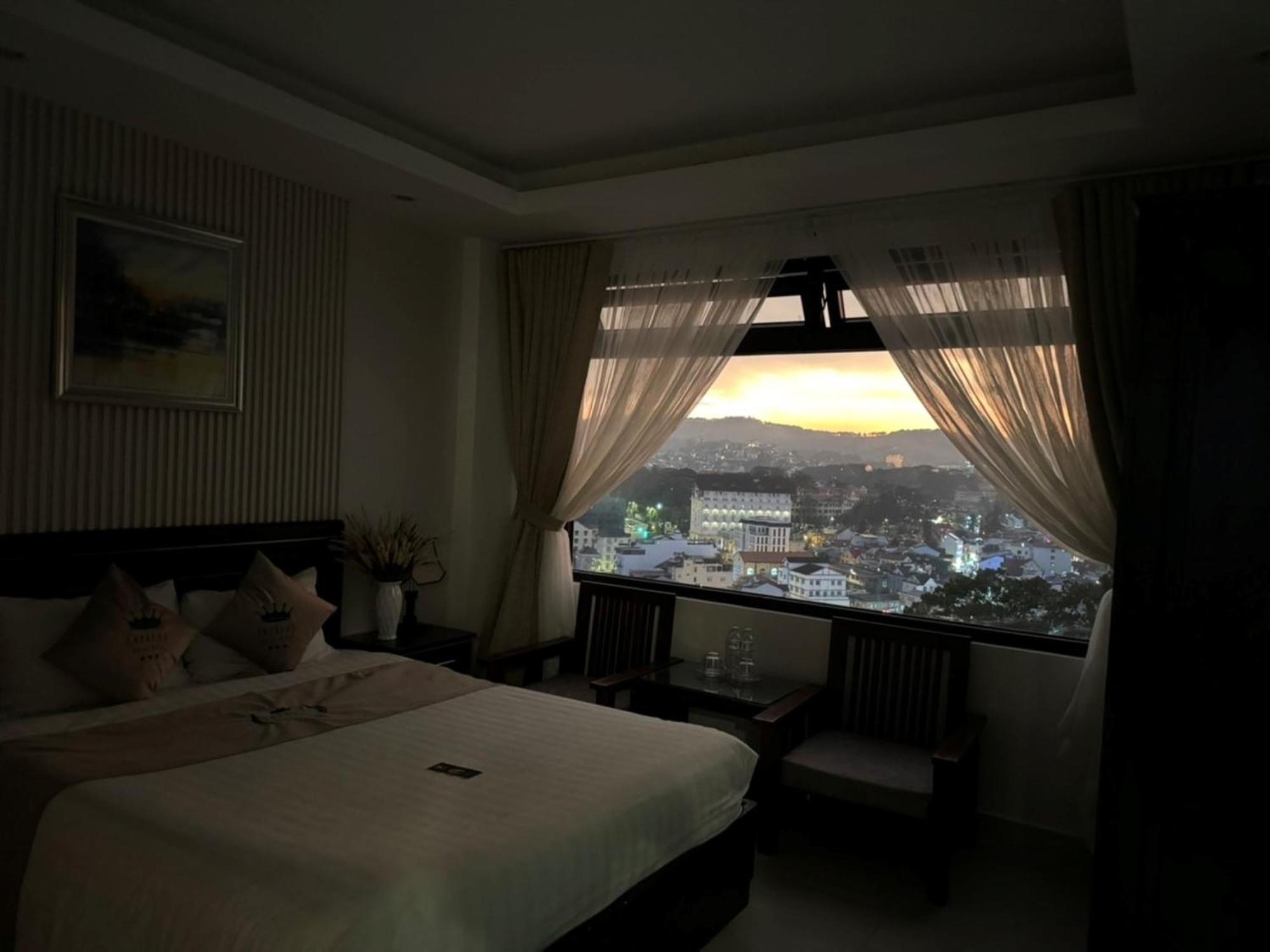 Empress Dalat - Sky View Hotel Buitenkant foto